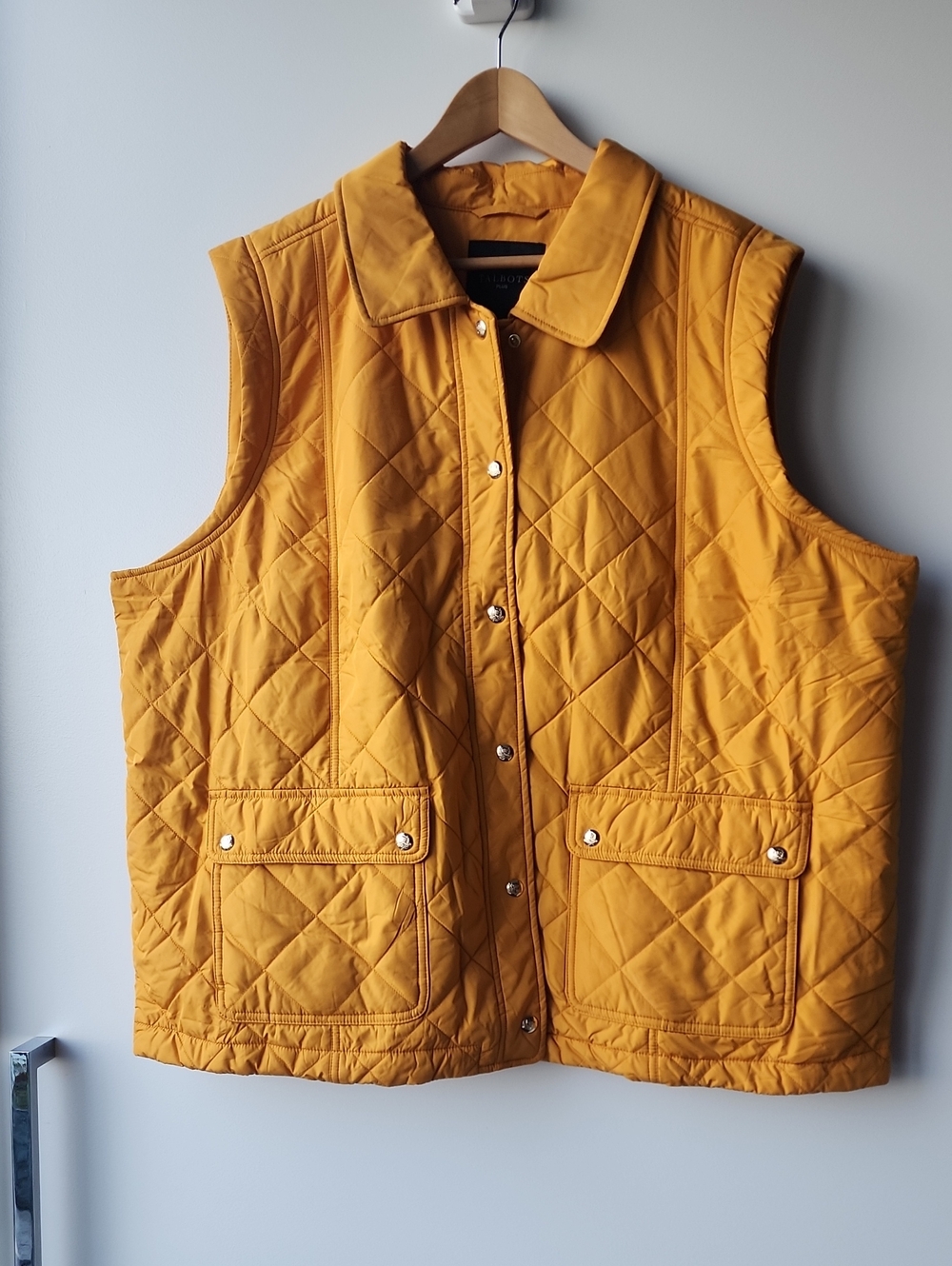 BNWT Talbots Quilted Button Up Insulated Vest